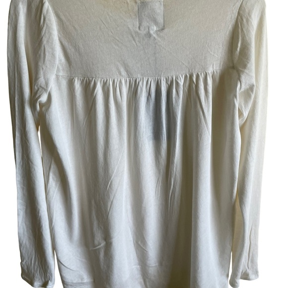 NWT Chaser Ivory Long Sleeve 1/2 Button Down Blouse Size M - Picture 3 of 8